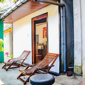 House Отель типа 