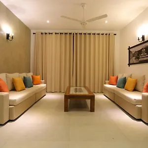 Lotus Hotel