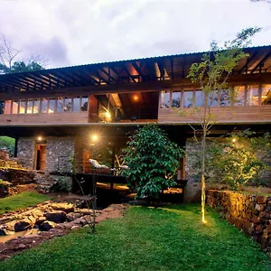 Sati Sri Lanka Kandy